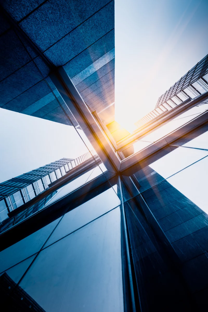 2) Czy certyfikaty CBAM są obowiązkowe? Terminy i wyjątki dla firm